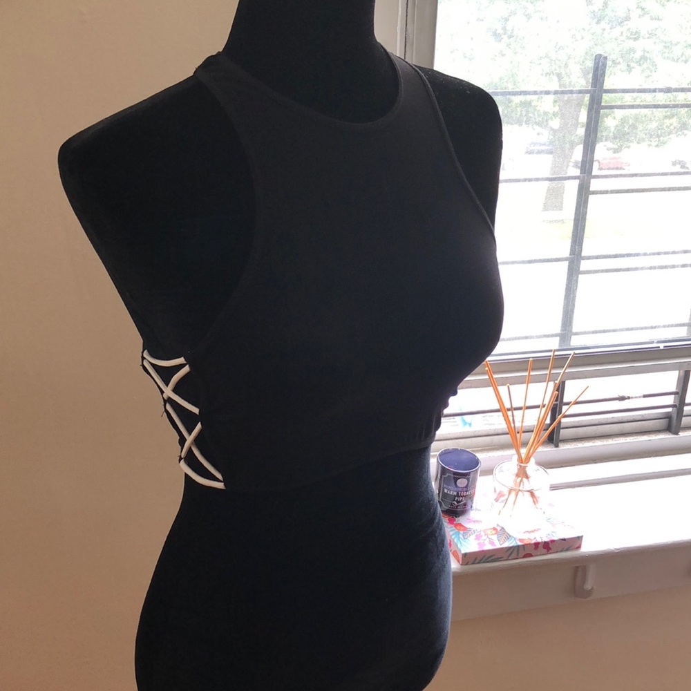 ‼️Free People Bralette w/criss-cross siding‼️